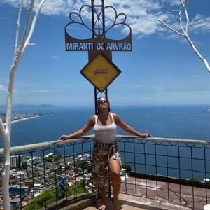 Meet your Posher, Carla